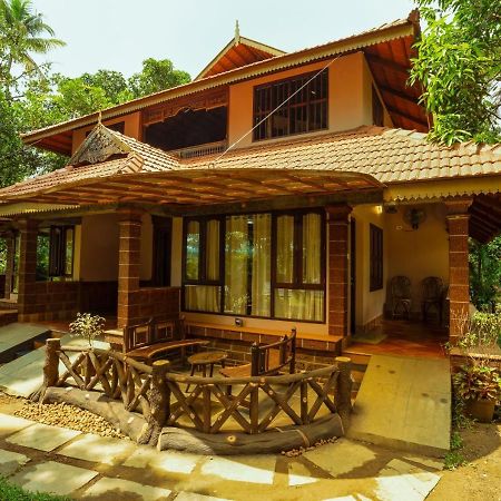 Neelambari Resorts Urakam Bagian luar foto