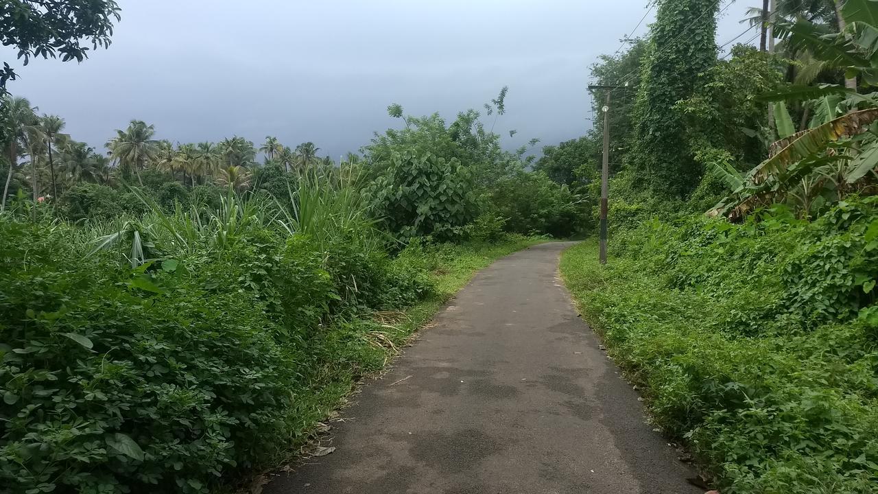 Neelambari Resorts Urakam Bagian luar foto