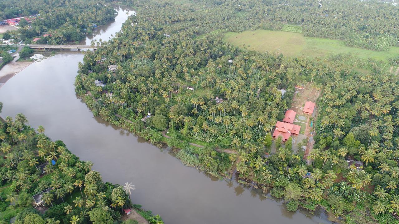 Neelambari Resorts Urakam Bagian luar foto