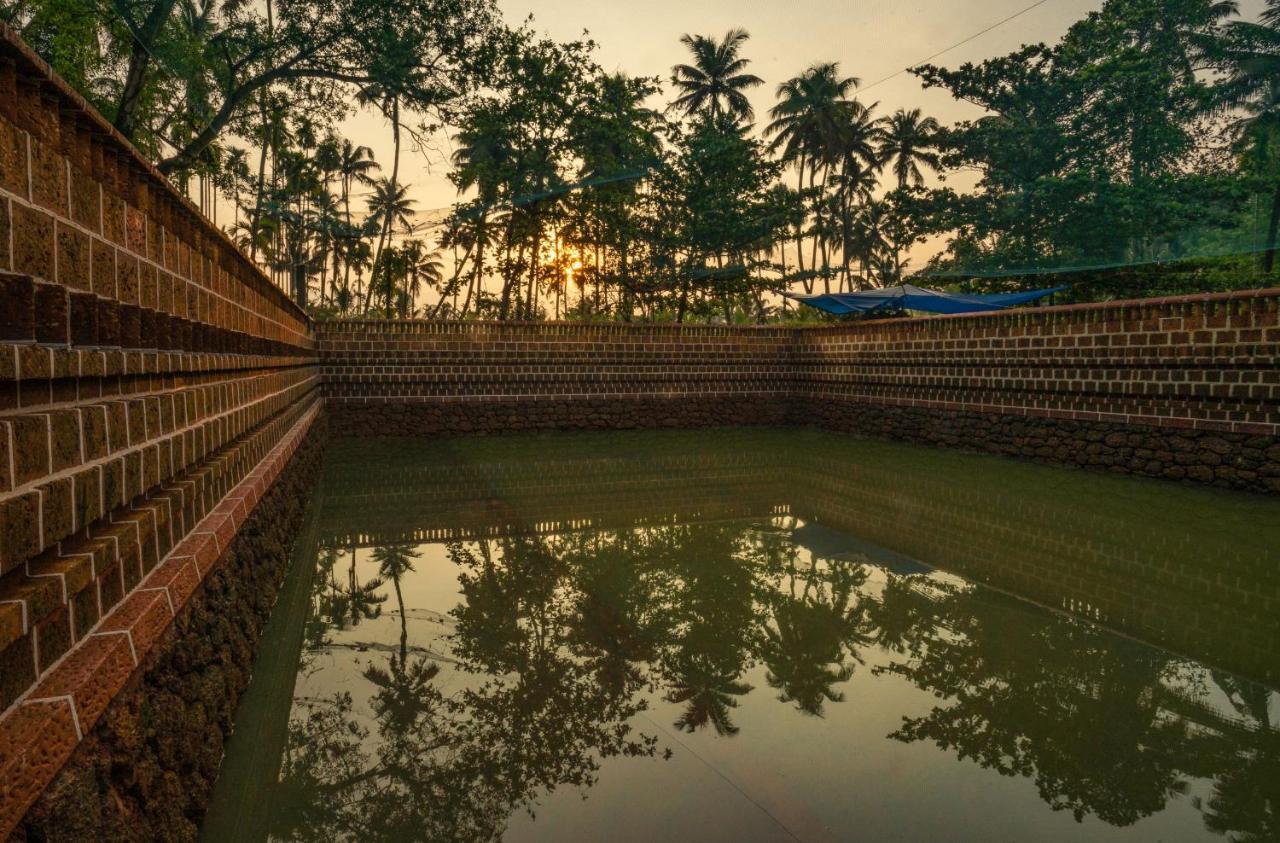 Neelambari Resorts Urakam Bagian luar foto